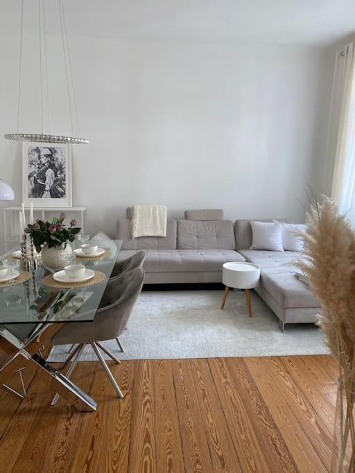 Altbau-Oase Der Eleganz: Stadtnaher Komfort Pur Wiesbaden Kültér fotó