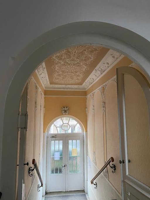 Altbau-Oase Der Eleganz: Stadtnaher Komfort Pur Wiesbaden Kültér fotó