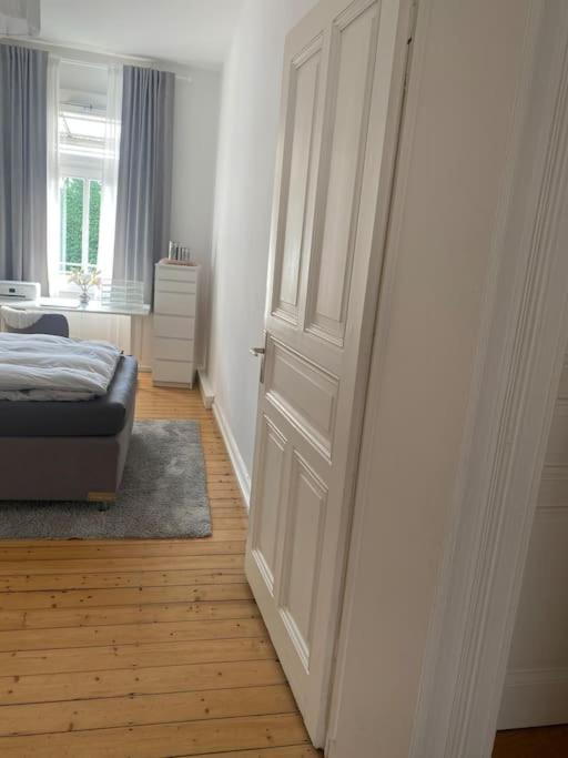Altbau-Oase Der Eleganz: Stadtnaher Komfort Pur Wiesbaden Kültér fotó