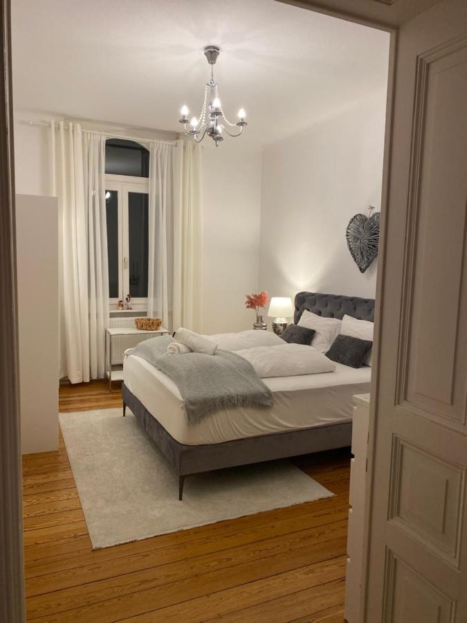 Altbau-Oase Der Eleganz: Stadtnaher Komfort Pur Wiesbaden Kültér fotó