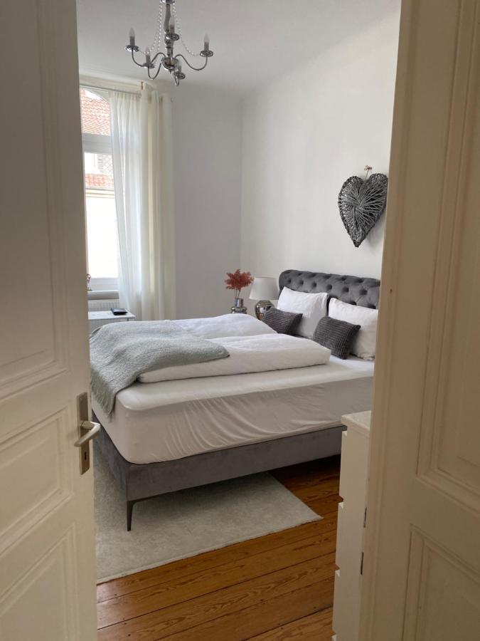 Altbau-Oase Der Eleganz: Stadtnaher Komfort Pur Wiesbaden Kültér fotó
